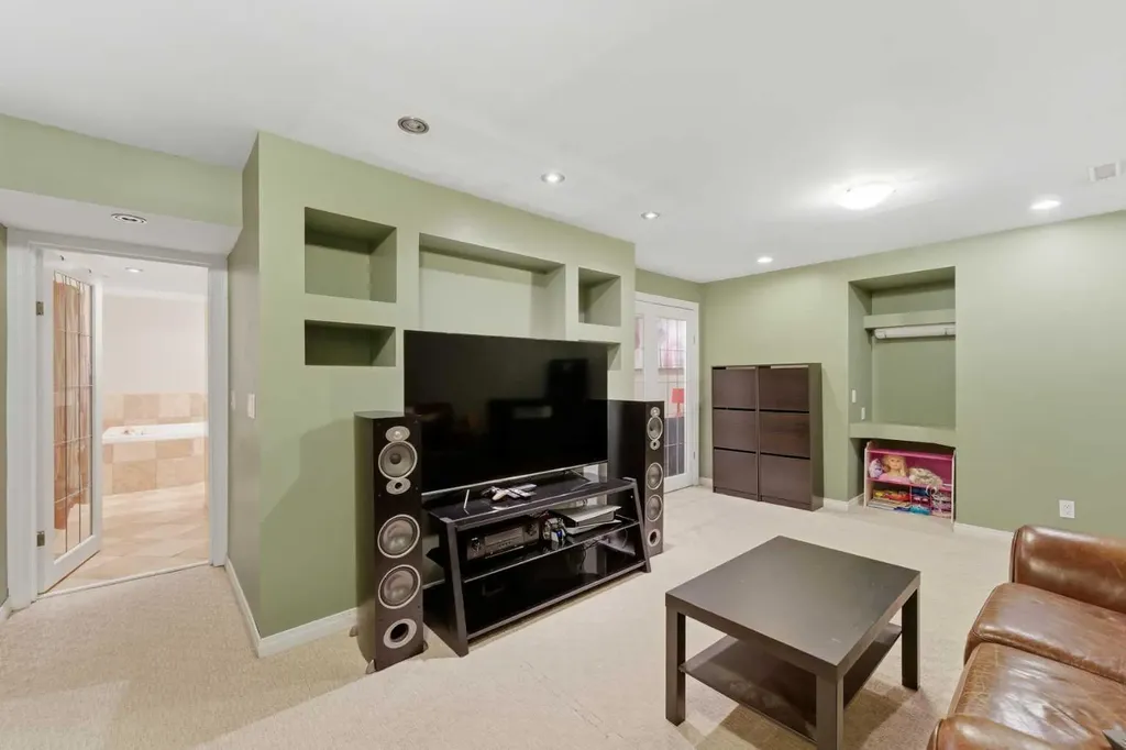 96 Abberfield Crescent NE Calgary AB T2A 6N6
