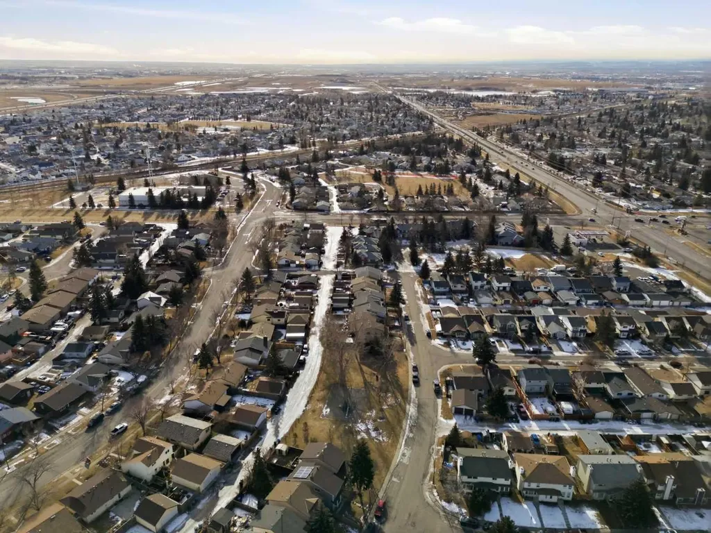 96 Abberfield Crescent NE Calgary AB T2A 6N6