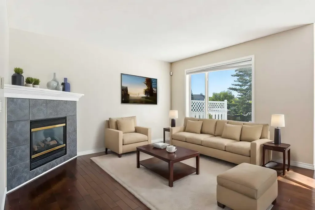 73 Rocky Ridge Heath NW Calgary AB T3G 4Z7