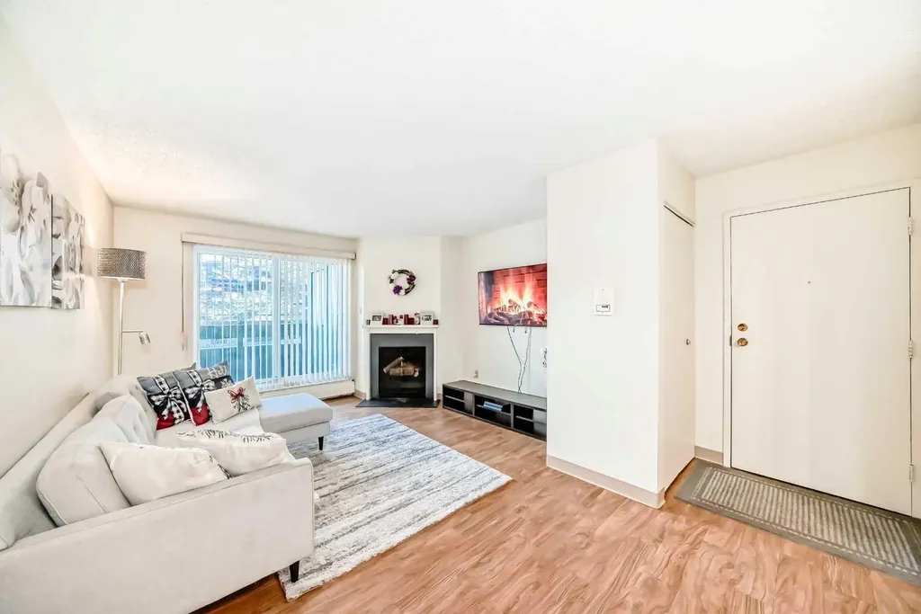 315 Southampton Drive SW Calgary AB T2W2T6