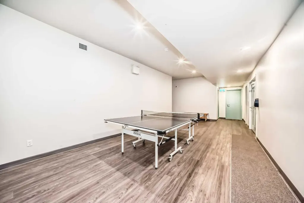315 Southampton Drive SW Calgary AB T2W2T6