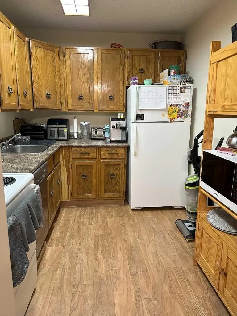 315 Southampton Drive SW Calgary AB T2W2T6