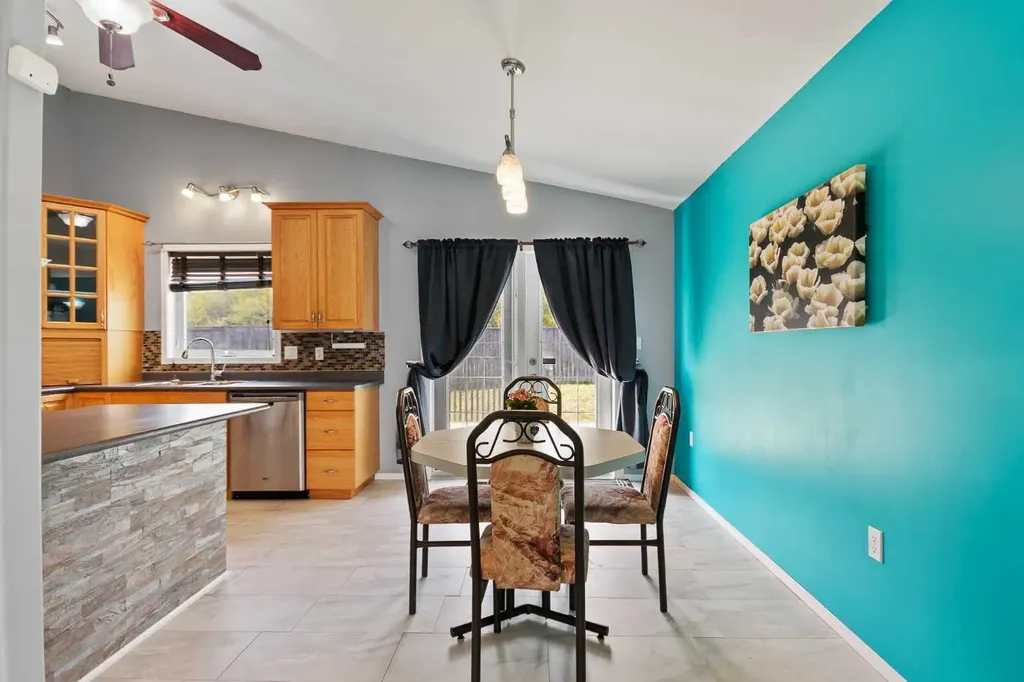 110 Pleasant Drive Paradise Valley AB T0B 3R0