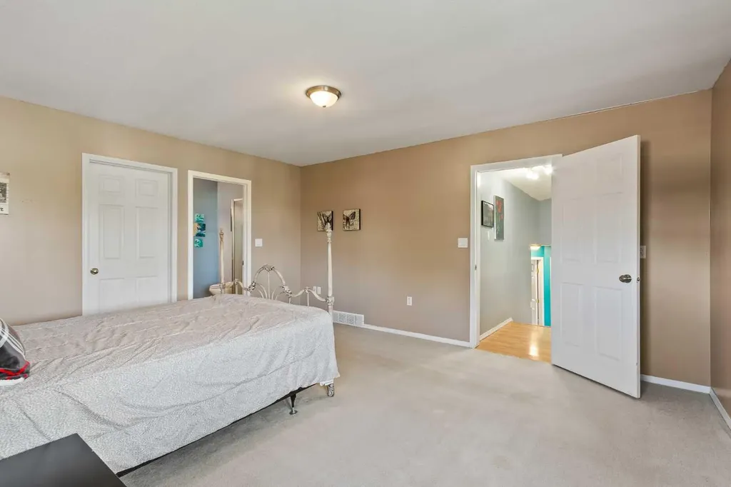 110 Pleasant Drive Paradise Valley AB T0B 3R0