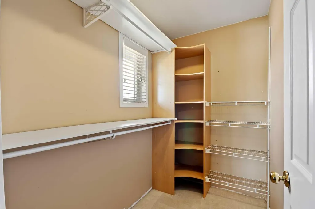 110 Pleasant Drive Paradise Valley AB T0B 3R0