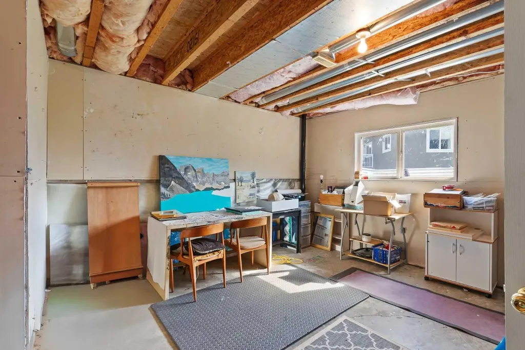 110 Pleasant Drive Paradise Valley AB T0B 3R0