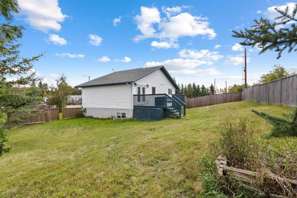 110 Pleasant Drive Paradise Valley AB T0B 3R0