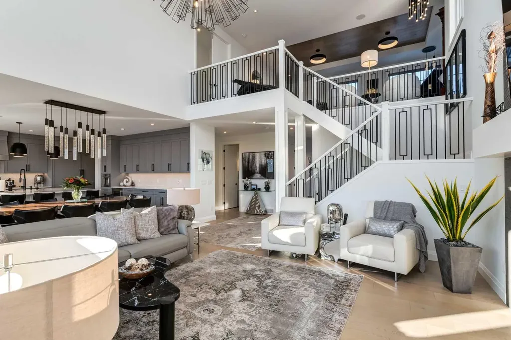 13 Timberline Court SW Calgary AB T3H 6C8