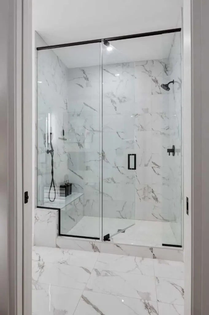 13 Timberline Court SW Calgary AB T3H 6C8