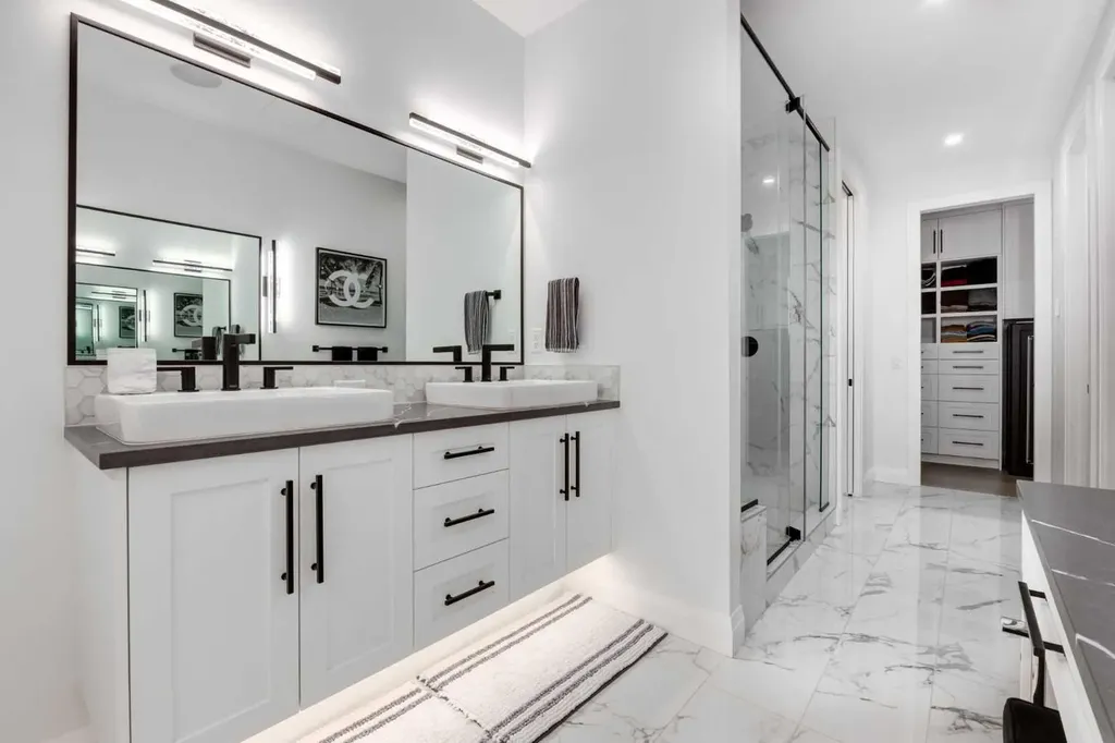 13 Timberline Court SW Calgary AB T3H 6C8