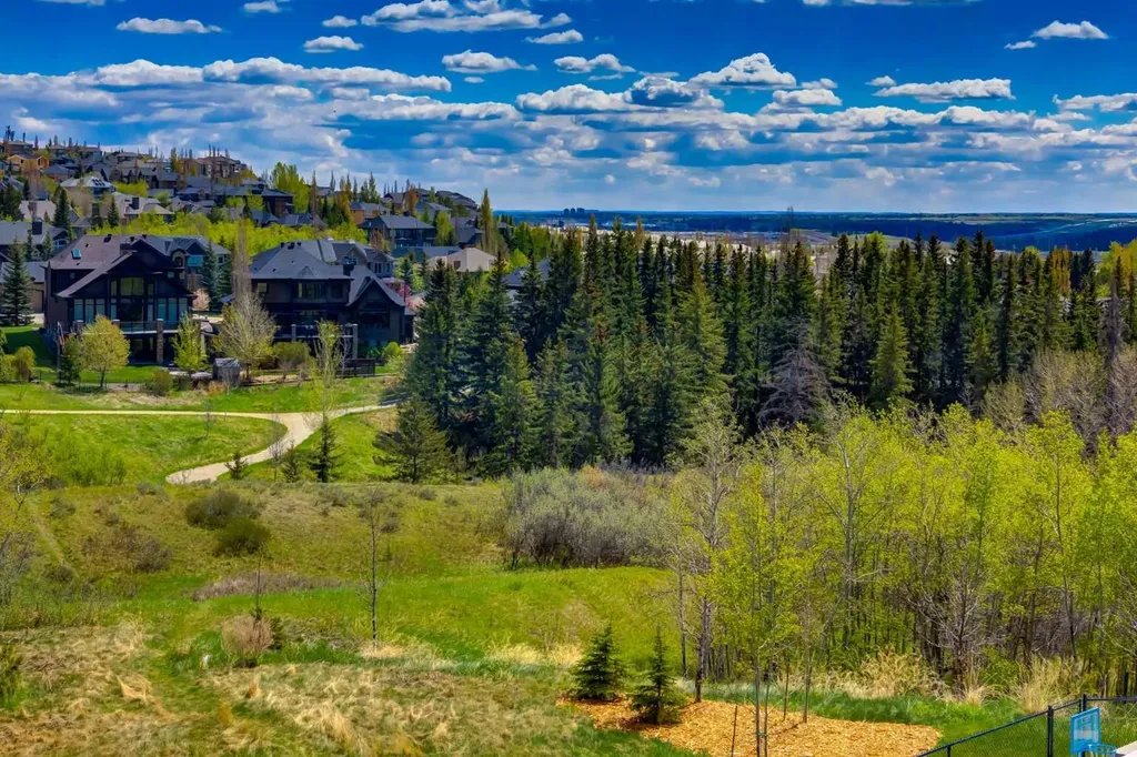 13 Timberline Court SW Calgary AB T3H 6C8