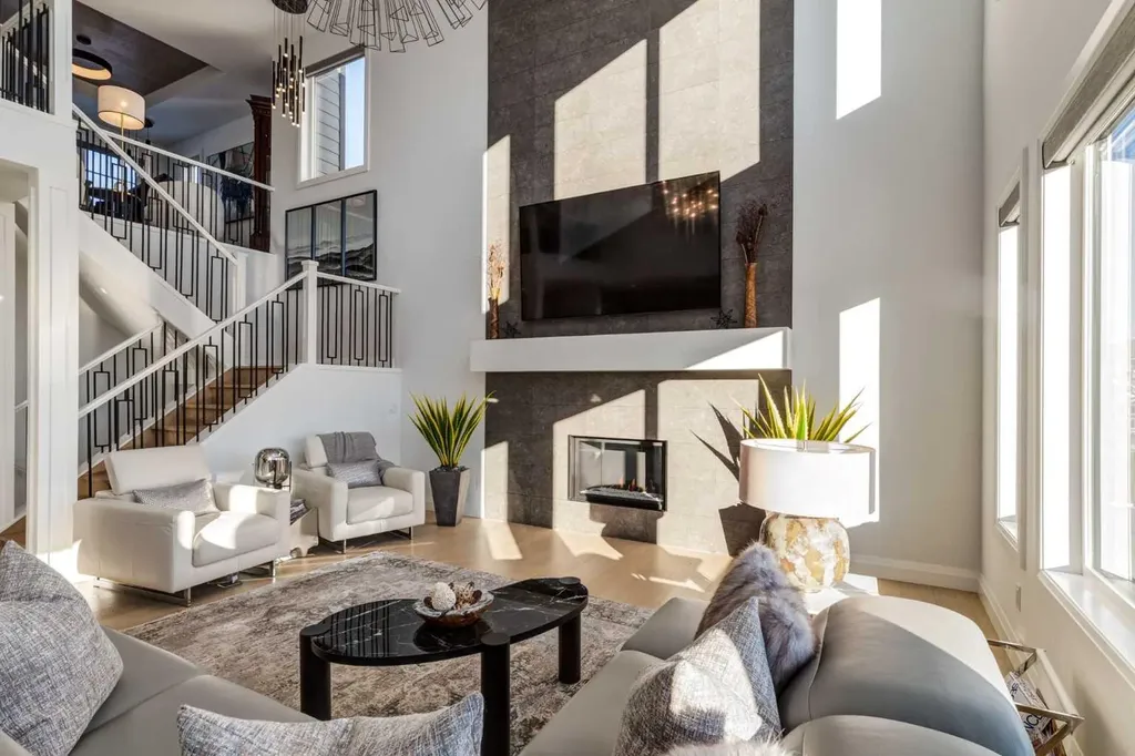 13 Timberline Court SW Calgary AB T3H 6C8