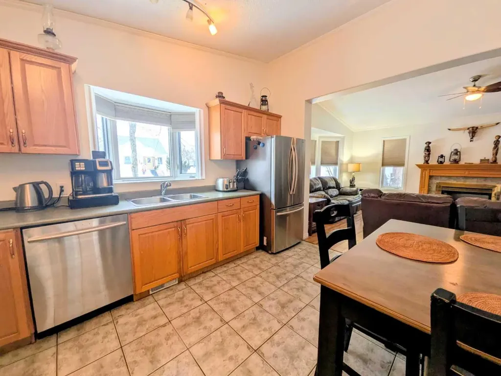 4624 51 Street Rycroft AB T0H3A0