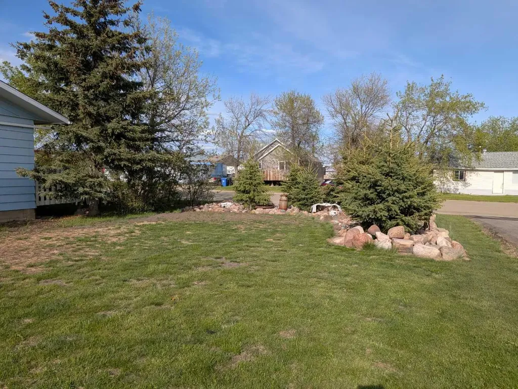 4624 51 Street Rycroft AB T0H3A0