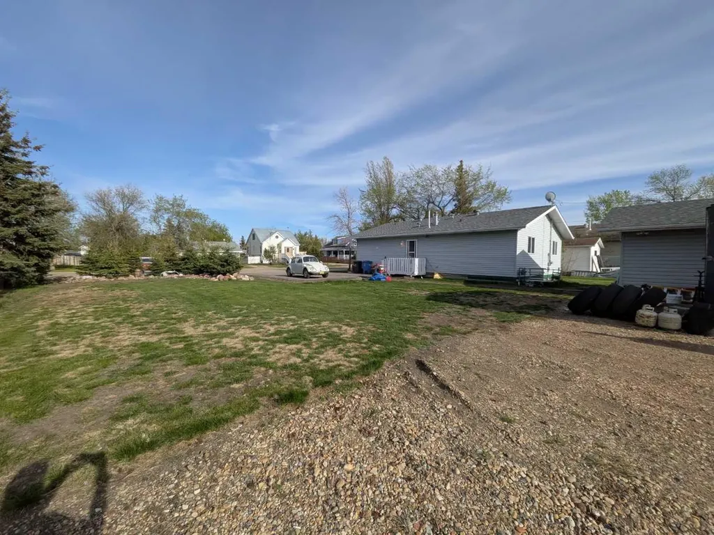 4624 51 Street Rycroft AB T0H3A0
