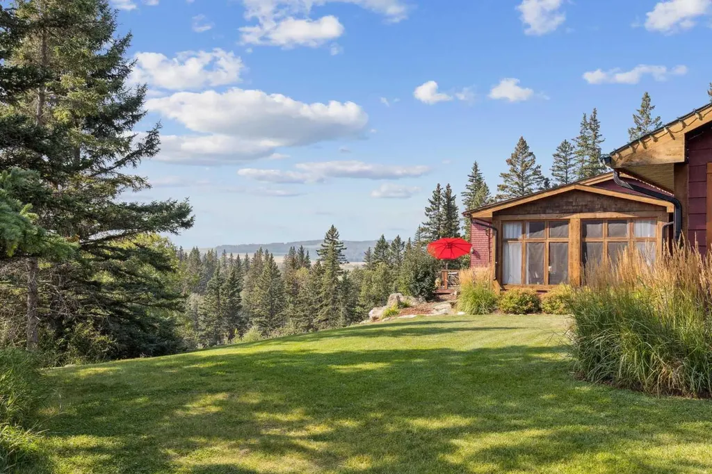 226003 Priddis Valley Road W Rural Foothills County AB T1S 5R2