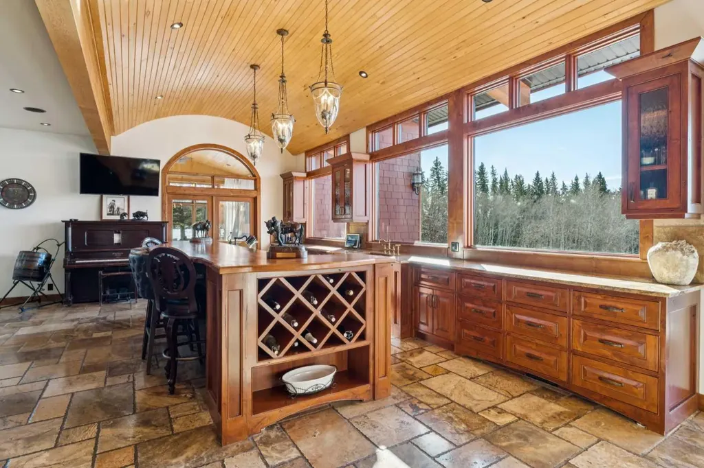 226003 Priddis Valley Road W Rural Foothills County AB T1S 5R2