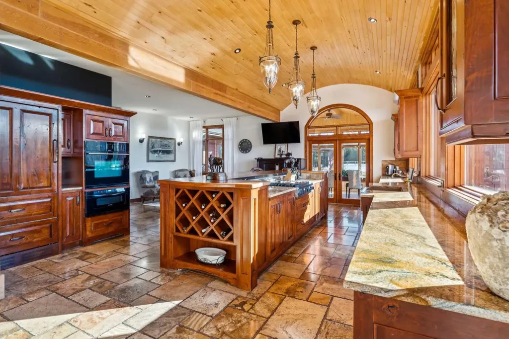 226003 Priddis Valley Road W Rural Foothills County AB T1S 5R2