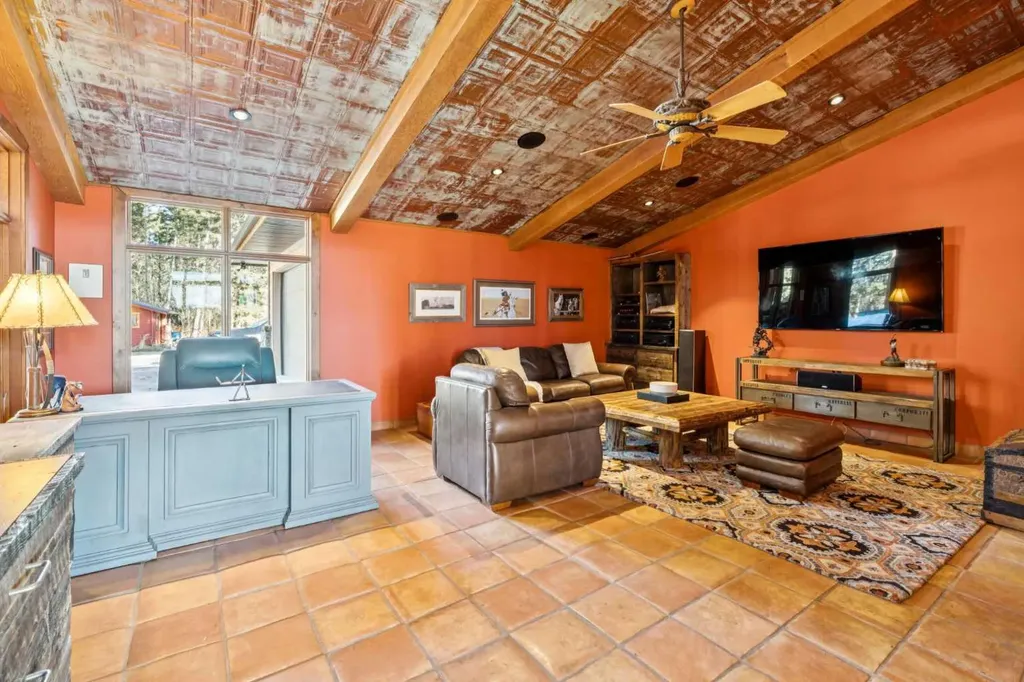 226003 Priddis Valley Road W Rural Foothills County AB T1S 5R2