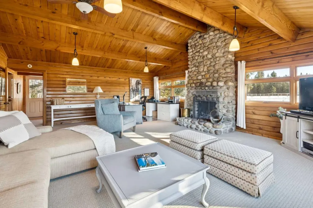 226003 Priddis Valley Road W Rural Foothills County AB T1S 5R2