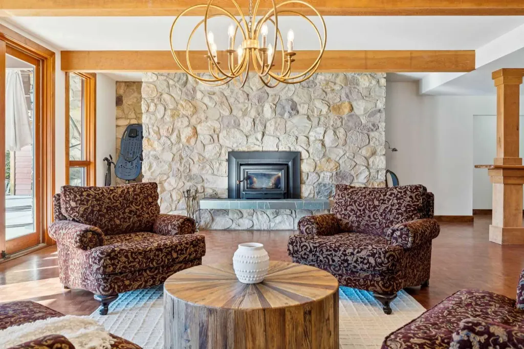 226003 Priddis Valley Road W Rural Foothills County AB T1S 5R2
