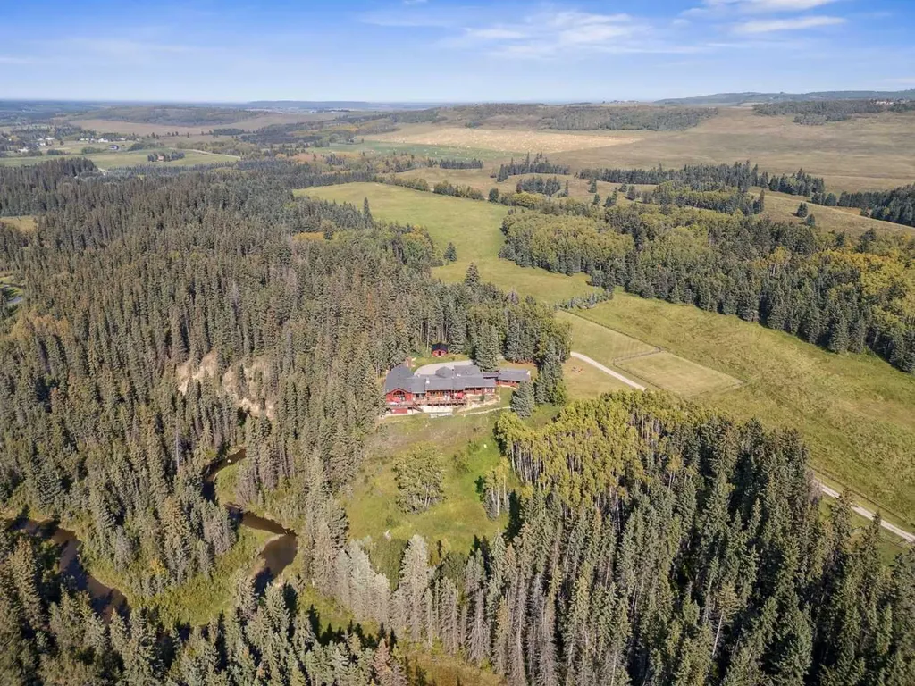 226003 Priddis Valley Road W Rural Foothills County AB T1S 5R2