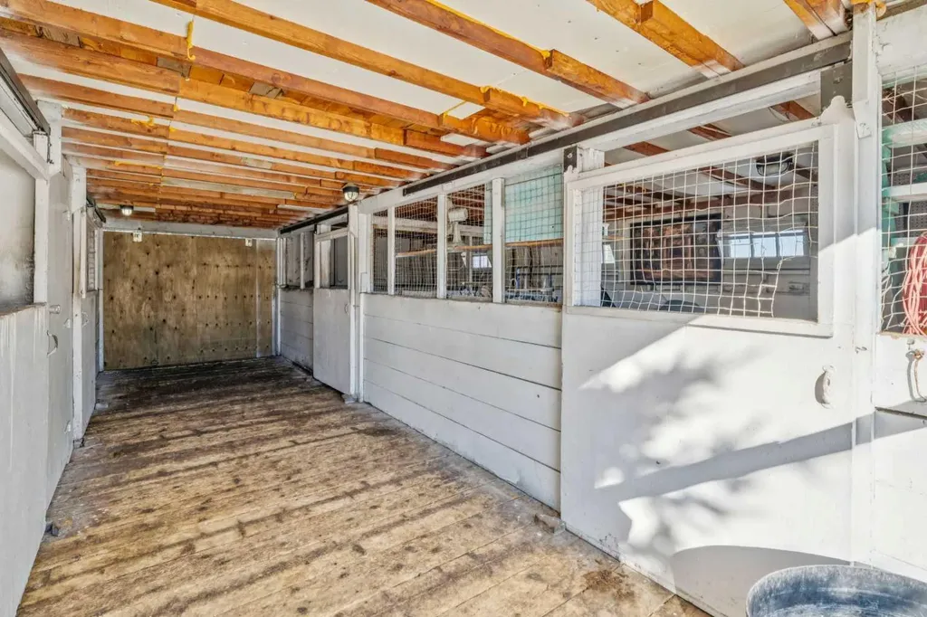226003 Priddis Valley Road W Rural Foothills County AB T1S 5R2