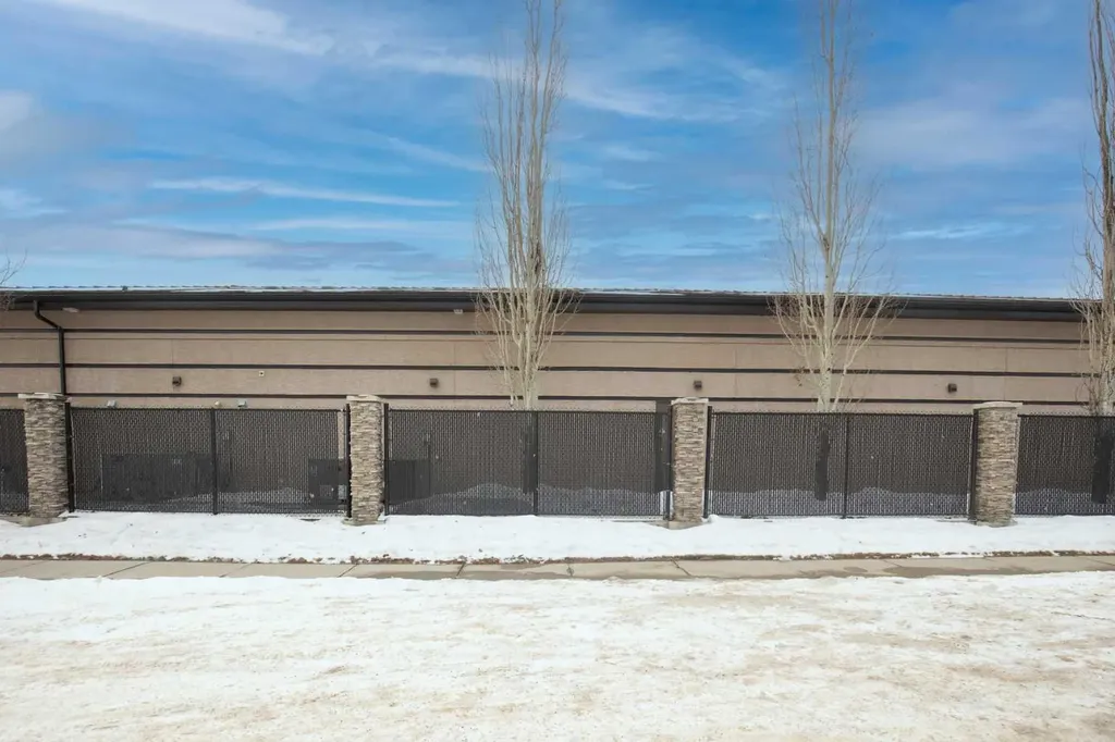 100 Kent Street Red Deer AB T4P 4E5