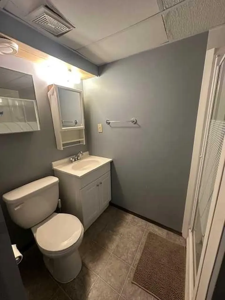 110 4 Avenue E Oyen AB T0J 2J0