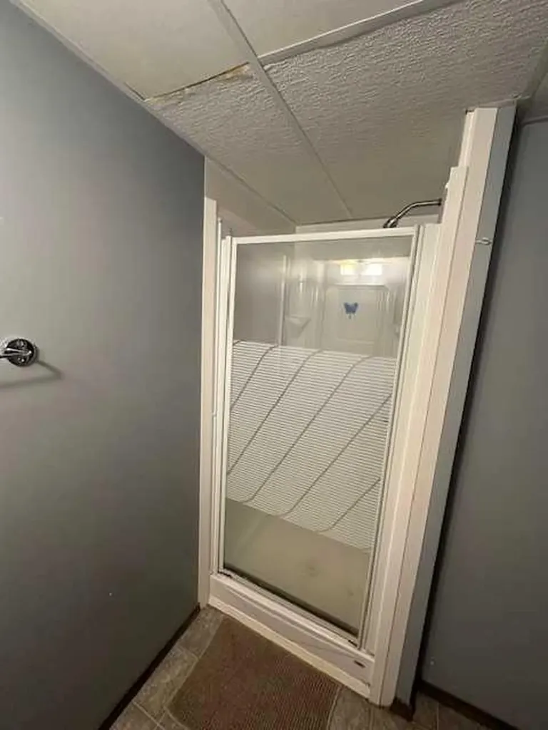 110 4 Avenue E Oyen AB T0J 2J0