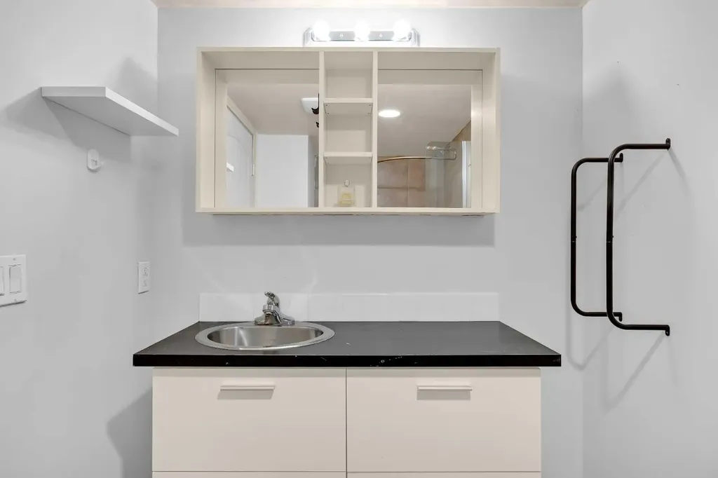 49 Beacham Way NW Calgary AB T3K 1R7