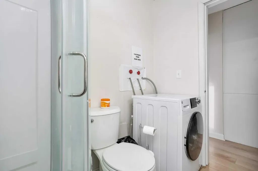 105 2 Avenue NE Sundre AB T0M 1X0