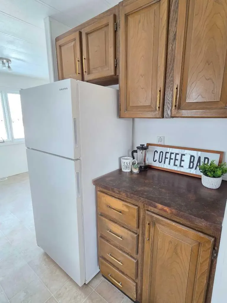 9707 104 Avenue Clairmont AB T0H 0W0