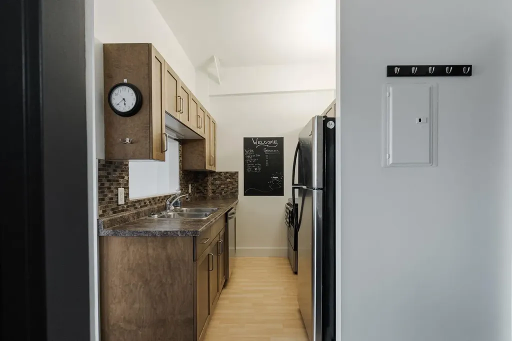 8026 Franklin Avenue Fort Mcmurray AB T9H 5K3