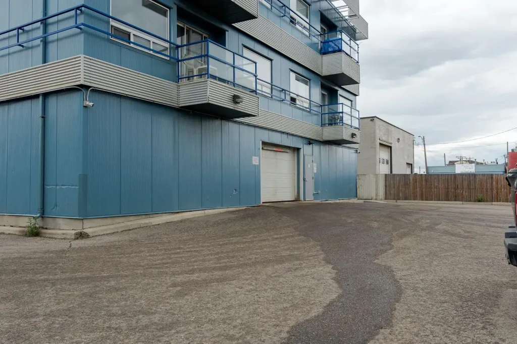 8026 Franklin Avenue Fort Mcmurray AB T9H 5K3