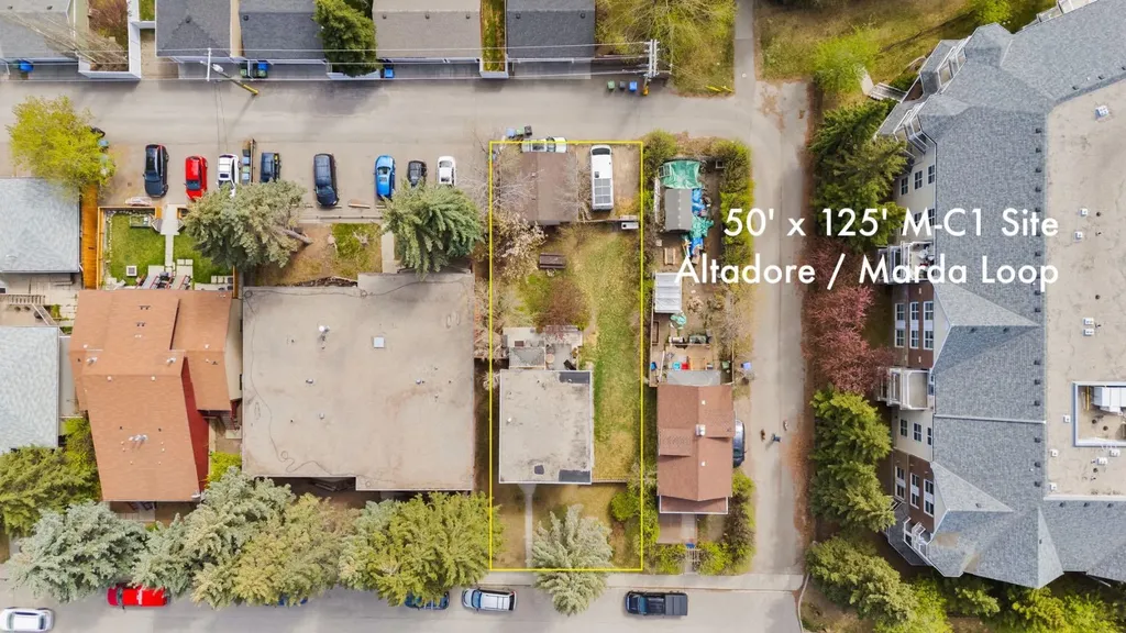 2125 36 Avenue SW Calgary AB T2T 2H1
