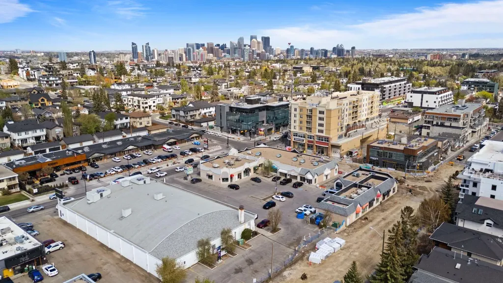 2125 36 Avenue SW Calgary AB T2T 2H1