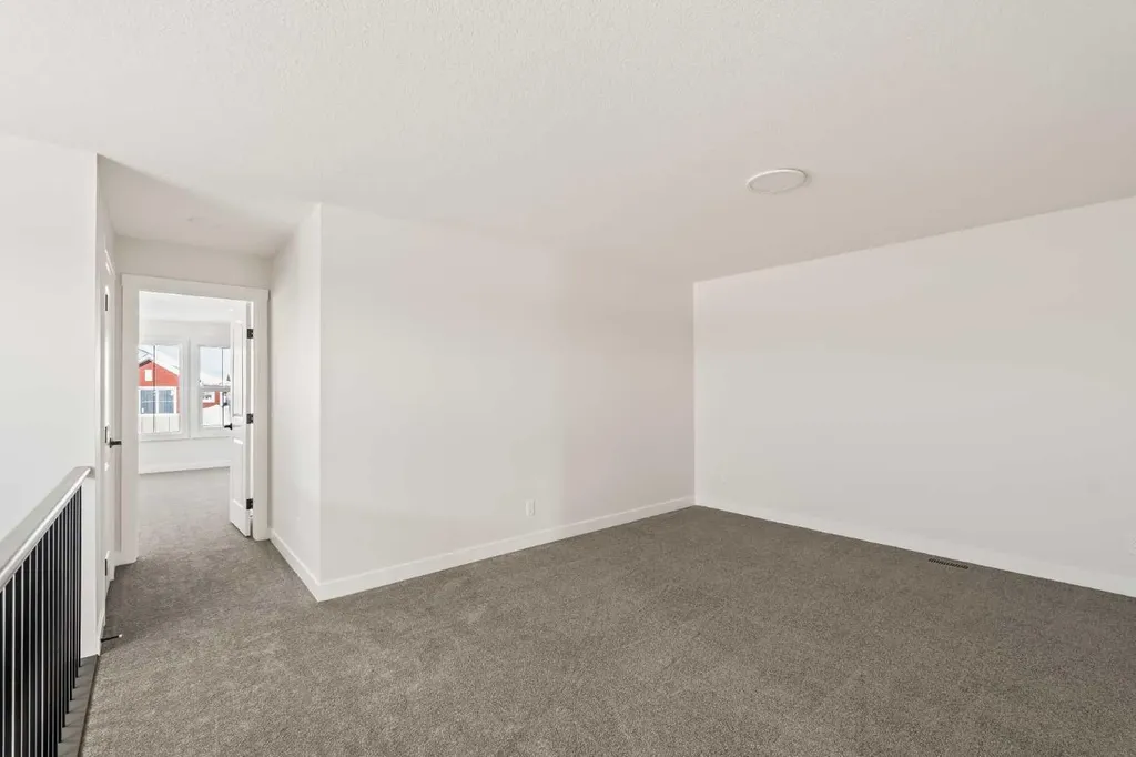 27 Setonvista Grove SE Calgary AB T3M 3L8