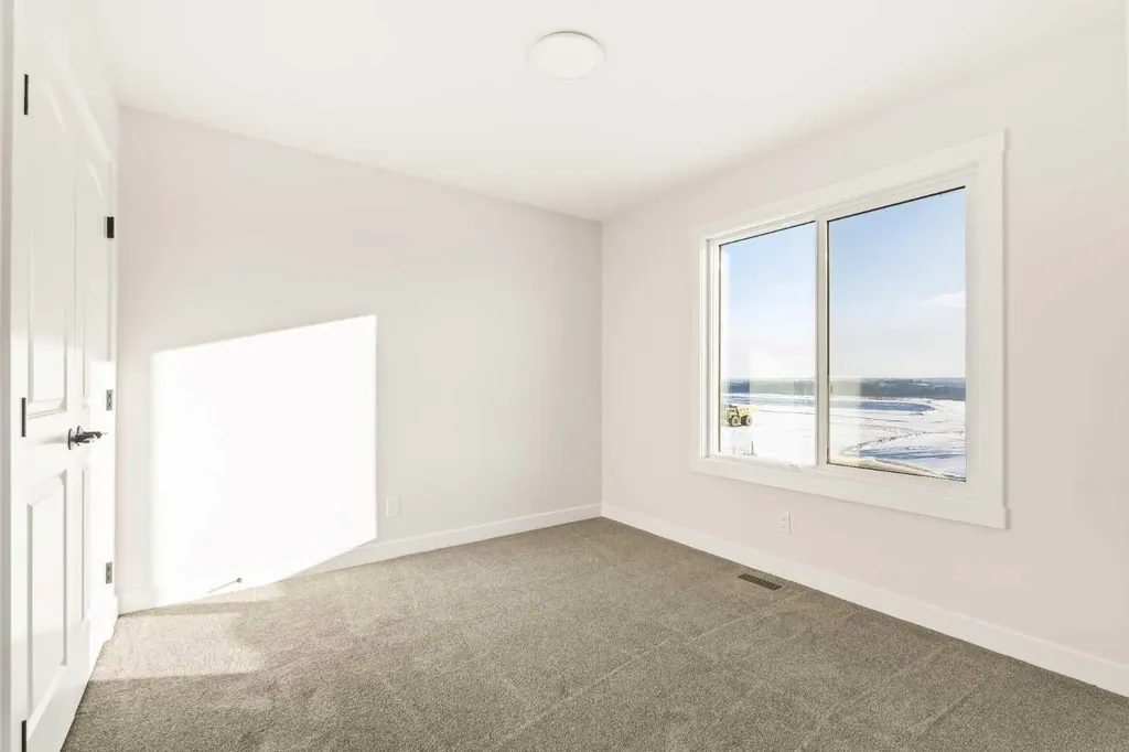 27 Setonvista Grove SE Calgary AB T3M 3L8