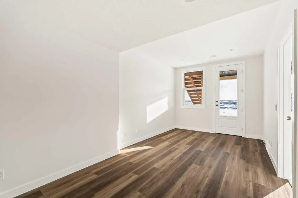 27 Setonvista Grove SE Calgary AB T3M 3L8