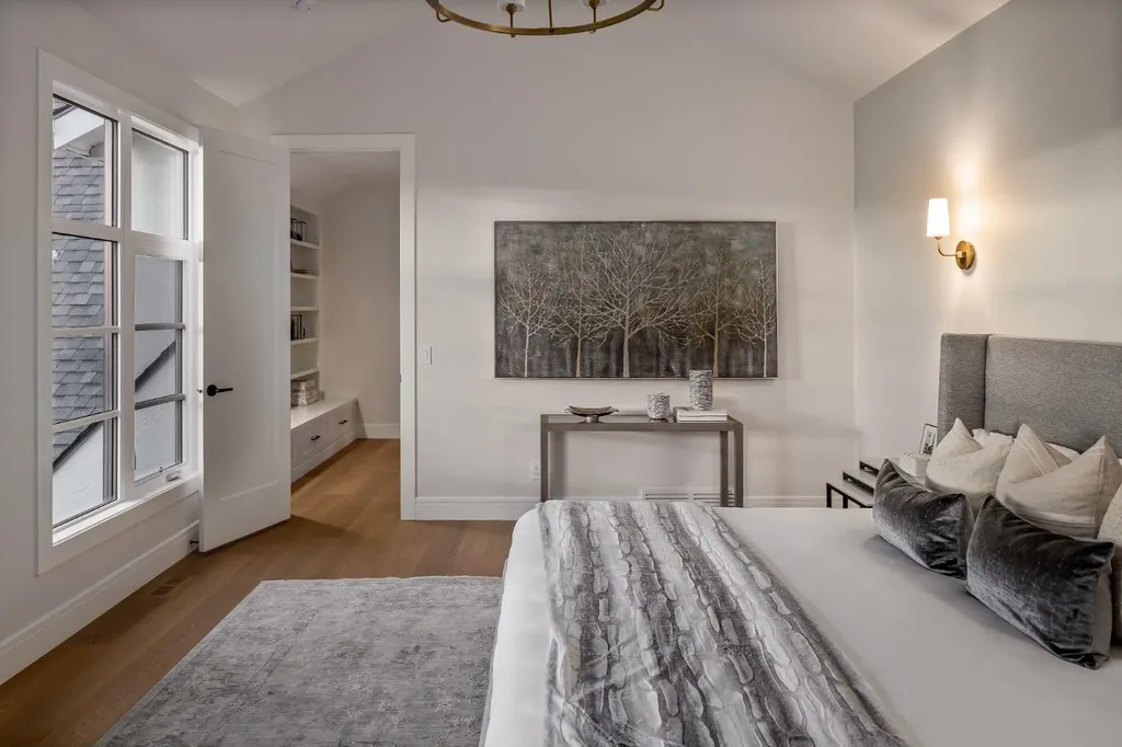 2920 Toronto Crescent NW Calgary AB T2N 3W2