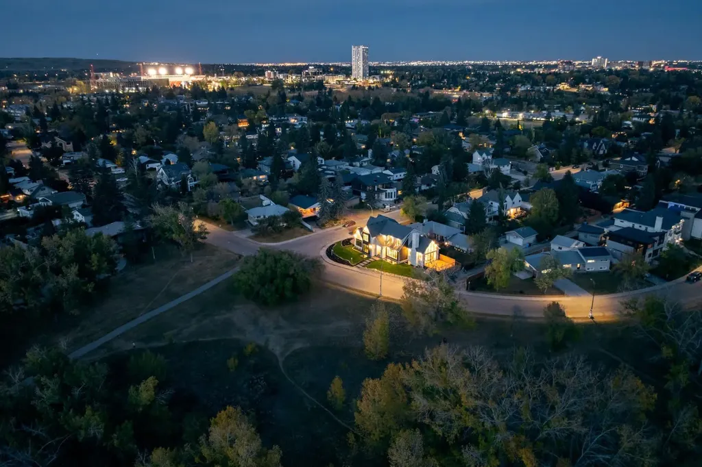 2920 Toronto Crescent NW Calgary AB T2N 3W2