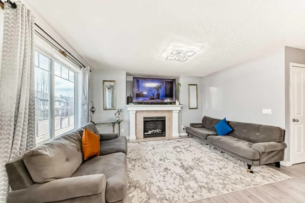 2384 Sagewood Gate SW Airdrie AB T4B 0K7
