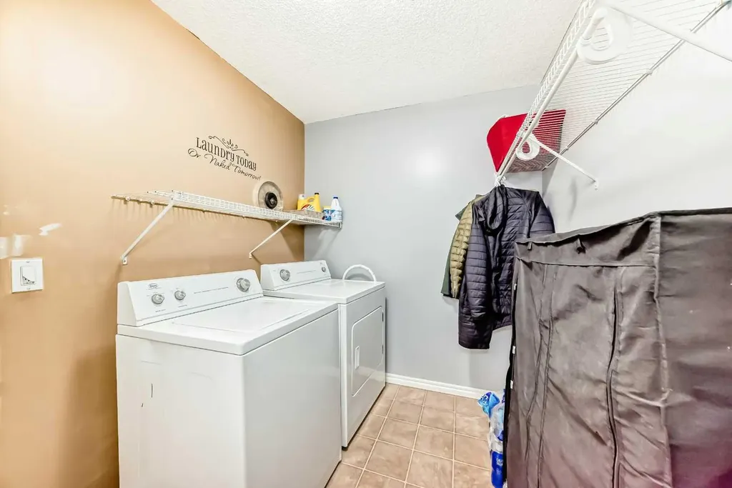 2384 Sagewood Gate SW Airdrie AB T4B 0K7