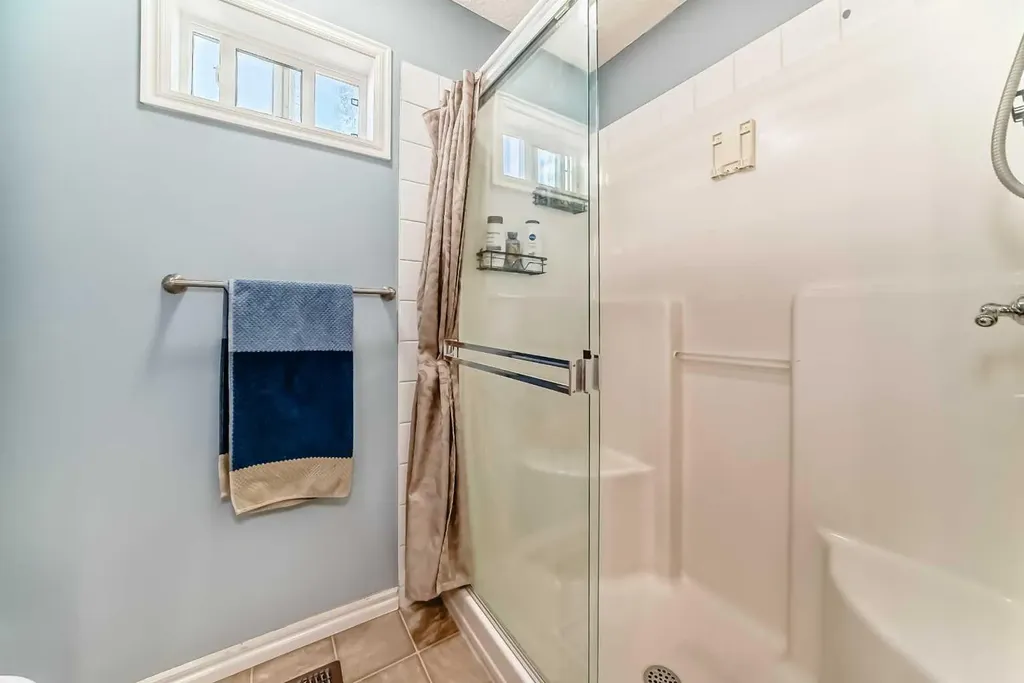 2384 Sagewood Gate SW Airdrie AB T4B 0K7