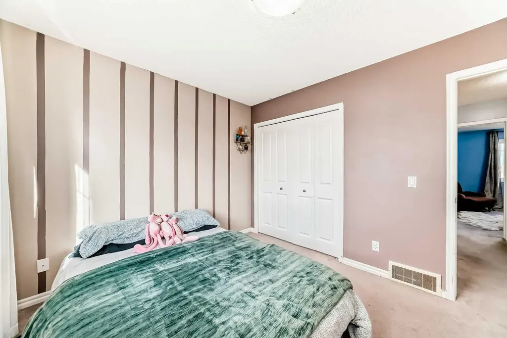2384 Sagewood Gate SW Airdrie AB T4B 0K7