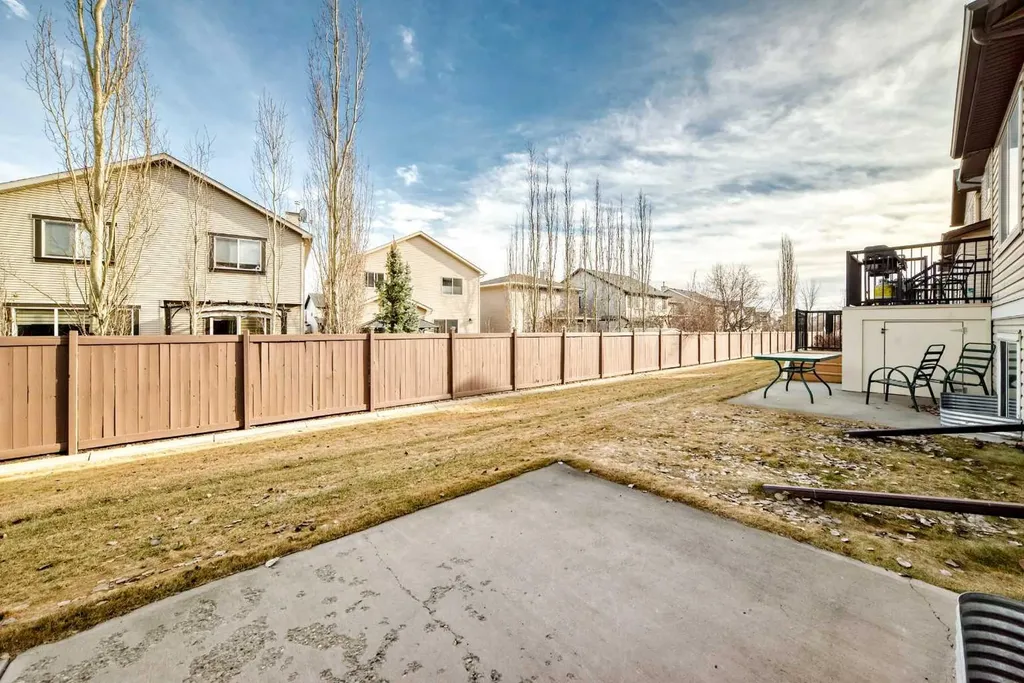 2384 Sagewood Gate SW Airdrie AB T4B 0K7