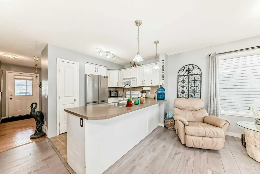 2384 Sagewood Gate SW Airdrie AB T4B 0K7