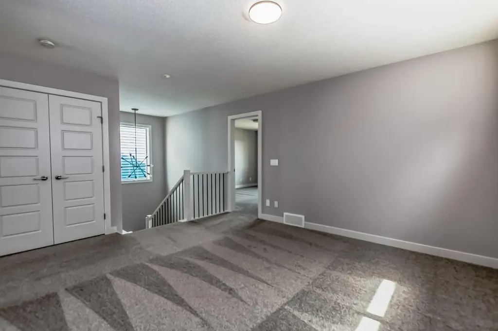 4 Topaz Place Cochrane AB T4C 3K2