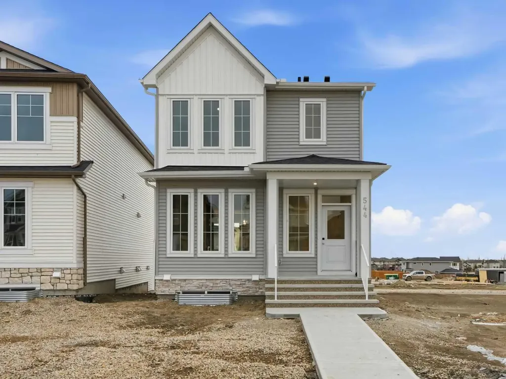 544 Bridgeport Street Chestermere AB T1X 3E6